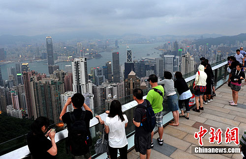 探索香港資訊新境界，正版資料下載的移動之旅