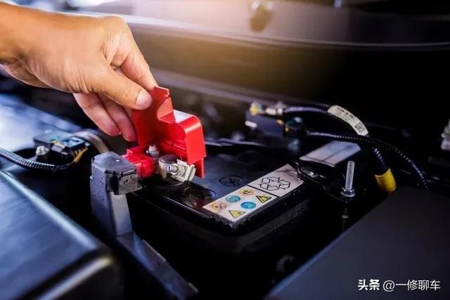 汽車電瓶品牌，性能、可靠性與選擇的深度解析