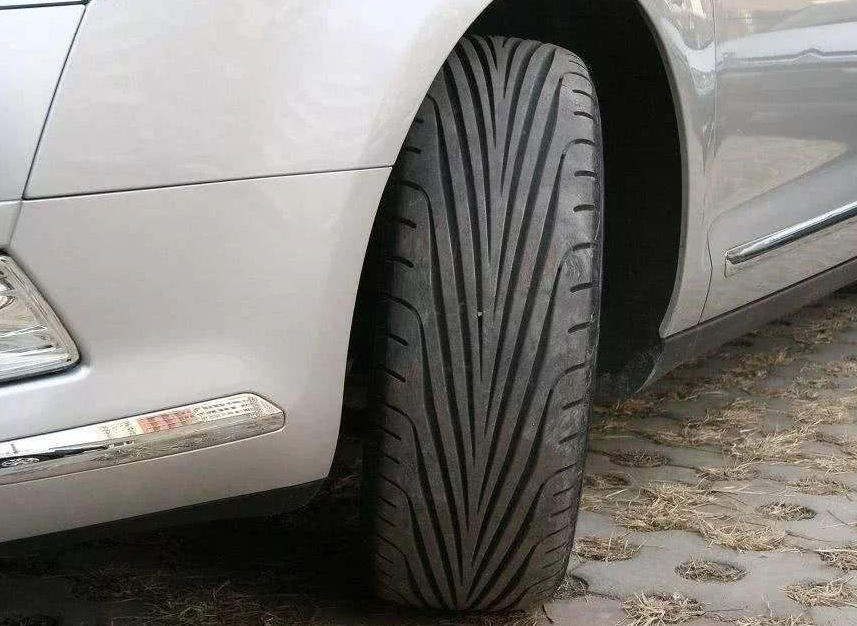 朗逸車換胎攻略，如何選擇最適合的輪胎？