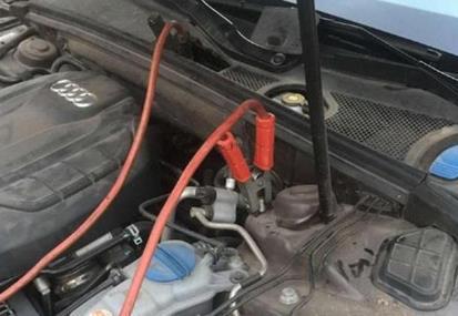 汽車電瓶沒電了打不著火怎么辦？——應急指南與預防措施