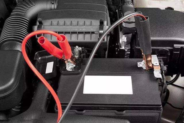 汽車電瓶虧電了怎么辦，教你最正確的應(yīng)對方法