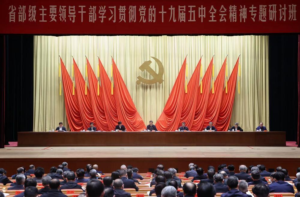 澳門管家婆，一肖、一中與獨特之謎