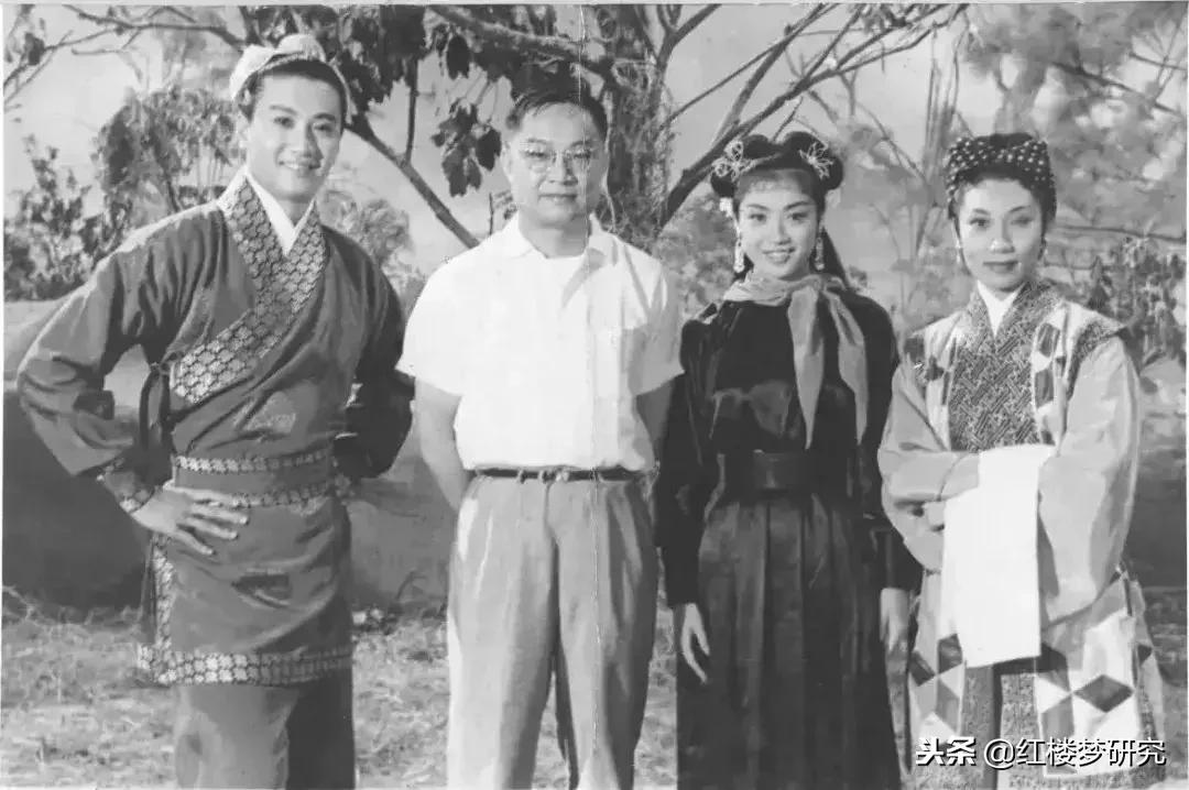 -strong>揭秘，管家婆婆與生肖預(yù)測(cè)—一場(chǎng)無稽之談的背后真相？